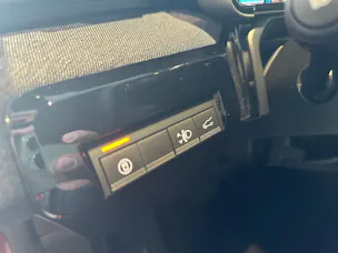 RENAULT R4 E-Tech Comfort Range 52 kWh Techno