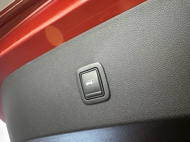 RENAULT R4 E-Tech Comfort Range 52 kWh Techno