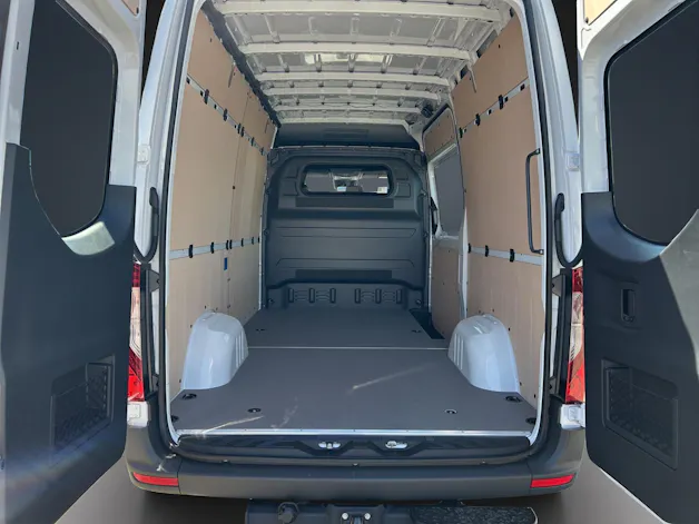 MERCEDES-BENZ Sprinter 319 CDI Standard 9G-TRONIC