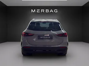 MERCEDES-BENZ GLA 200 Night Star