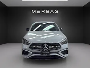 MERCEDES-BENZ GLA 200 Night Star