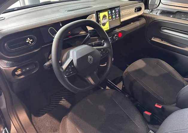 RENAULT Twingo E-Tech 27kWh Evolution