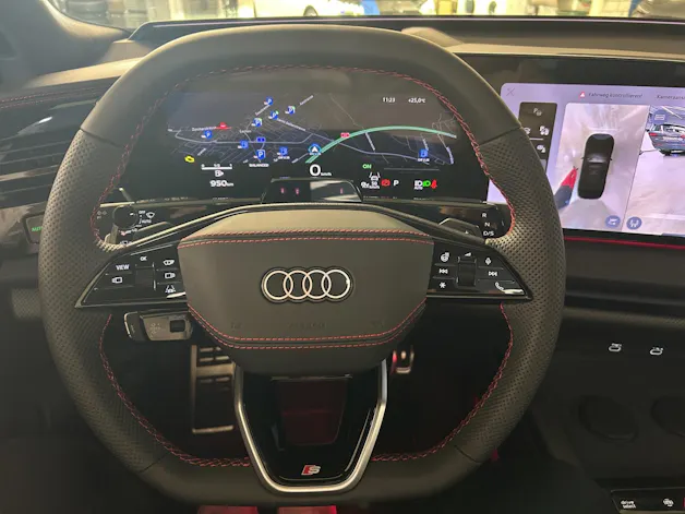 AUDI Q7 SUV TDI quattro 220 kW