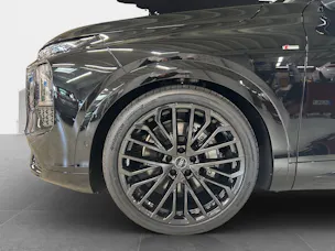 AUDI Q7 SUV TDI quattro 220 kW