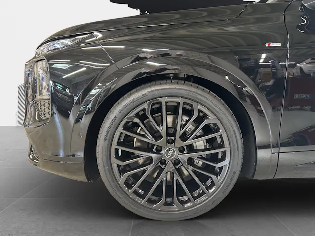AUDI Q7 SUV TDI quattro 220 kW