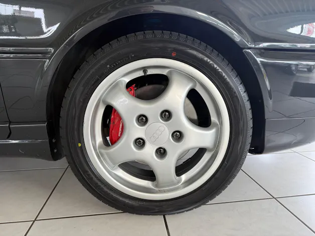 AUDI RS2