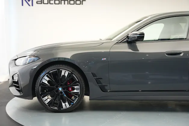 BMW M440i xDrive 48V Gran Coupé M Sport Pro Steptronic *Facelift* *Glasapplikation* *Carbon*