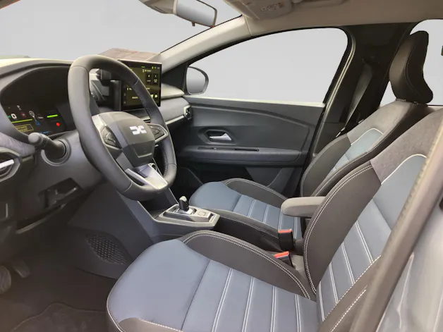 DACIA Jogger HEV 155 Journey
