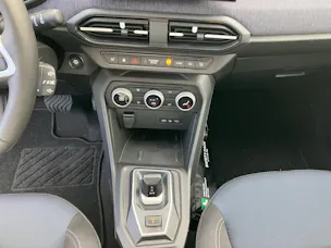 DACIA Jogger HEV 155 Journey