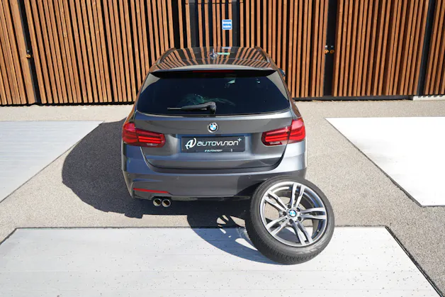 BMW 320i xDRIVE TOURING EDITION M SPORT STEPTRONIC l 184 PS