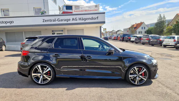 AUDI RS3 Sportback 2.5 TSI quattro S-tronic