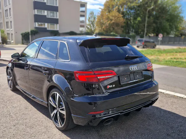AUDI RS3 Sportback 2.5 TSI quattro S-tronic