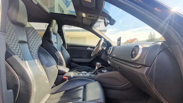 AUDI RS3 Sportback 2.5 TSI quattro S-tronic