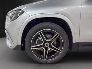 MERCEDES-BENZ GLA 220d 4Matic Swiss Star