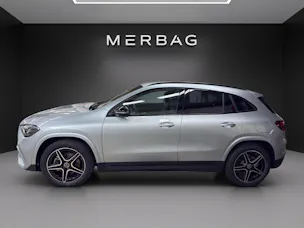 MERCEDES-BENZ GLA 220d 4Matic Swiss Star