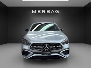 MERCEDES-BENZ GLA 220d 4Matic Swiss Star