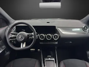 MERCEDES-BENZ GLA 220d 4Matic Swiss Star