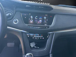 CADILLAC XT5 Luxury