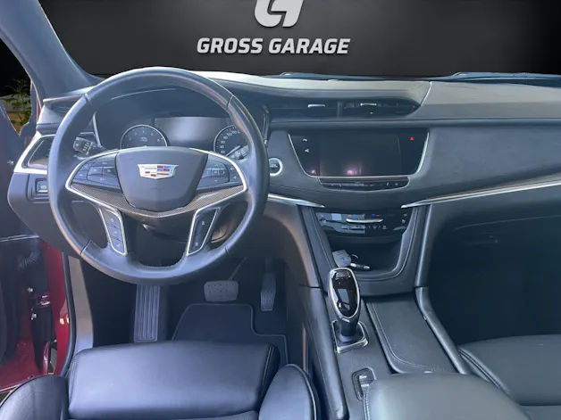CADILLAC XT5 Luxury