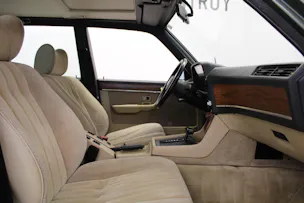 BMW 745i