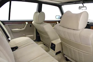 BMW 745i