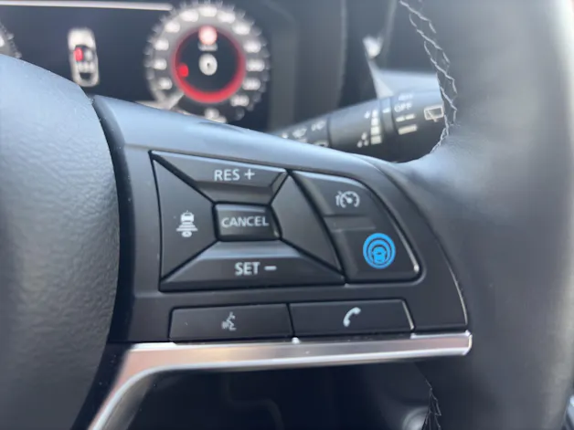 NISSAN Juke 1.6 FHEV Tekna