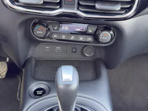 NISSAN Juke 1.6 FHEV Tekna