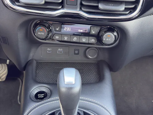 NISSAN Juke 1.6 FHEV Tekna