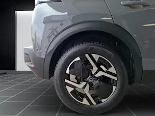 PEUGEOT 2008 NEW 1.2 145 MHEV GT