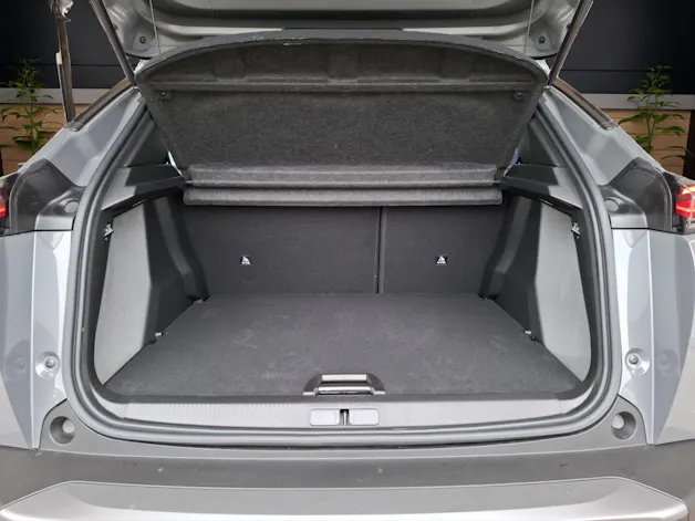 PEUGEOT 2008 NEW 1.2 145 MHEV GT
