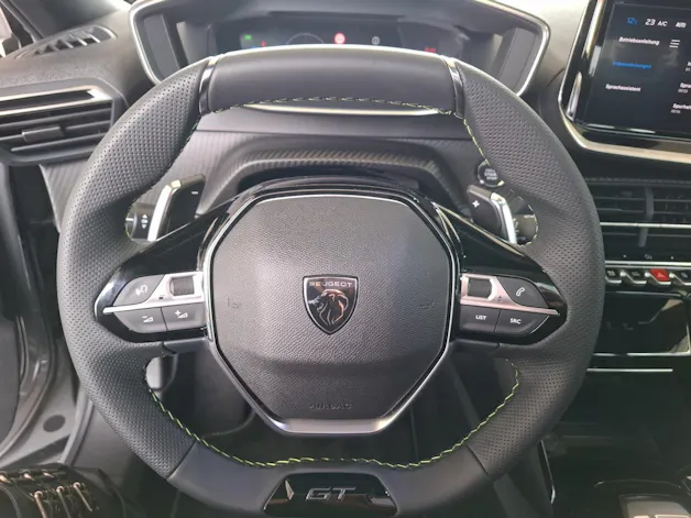 PEUGEOT 2008 NEW 1.2 145 MHEV GT
