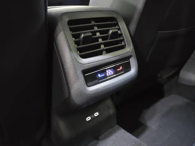 VW T-Roc 1.5 eTSI R-Line Black-Style DSG