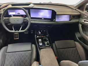 AUDI Q6 e-tron quattro