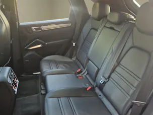 PORSCHE Cayenne Turbo