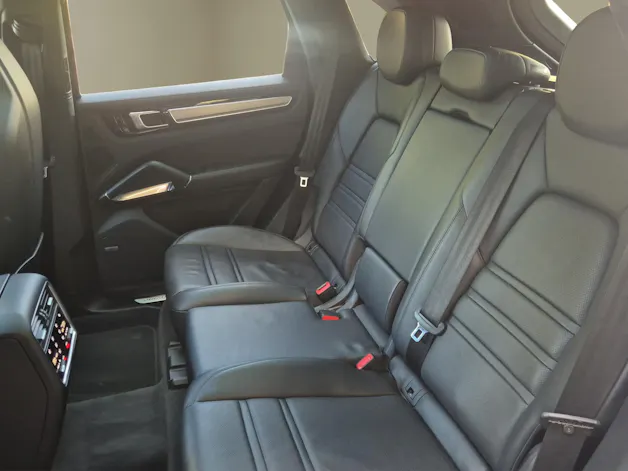 PORSCHE Cayenne Turbo