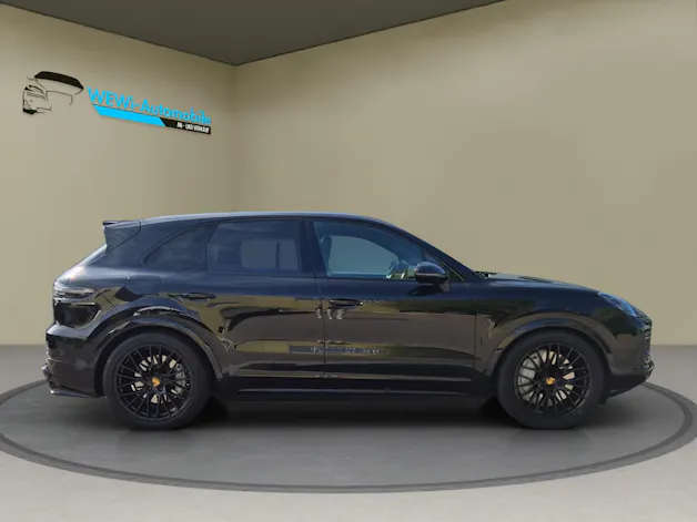 PORSCHE Cayenne Turbo