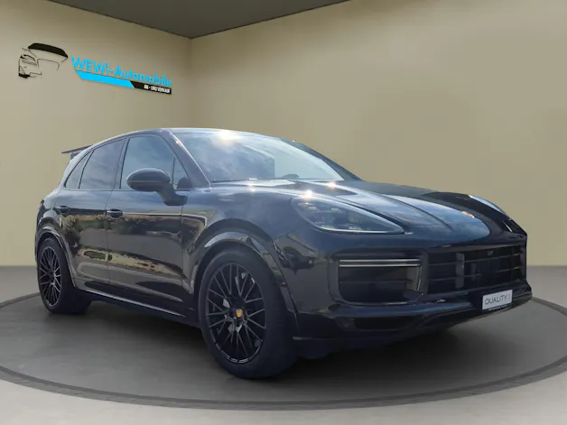 PORSCHE Cayenne Turbo