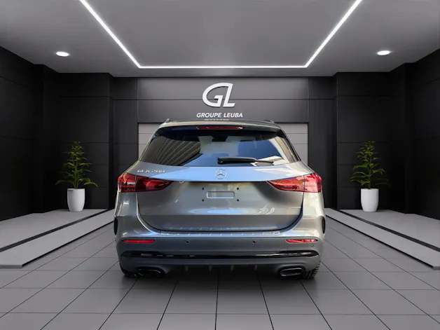 MERCEDES-BENZ GLA 200 Night Star 7G-DCT