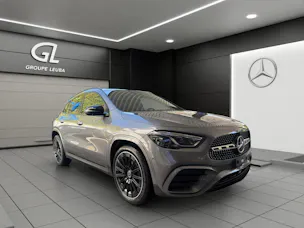 MERCEDES-BENZ GLA 200 Night Star 7G-DCT