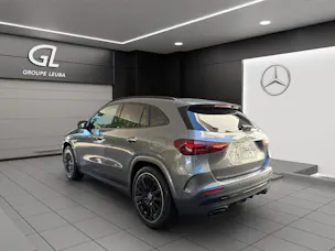 MERCEDES-BENZ GLA 200 Night Star 7G-DCT