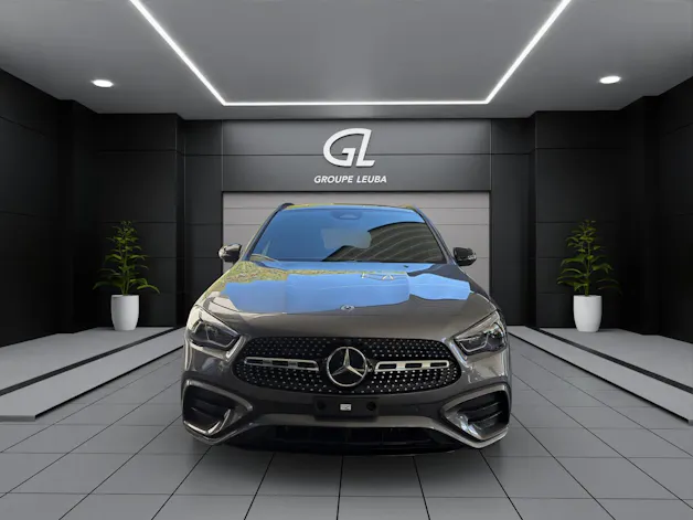 MERCEDES-BENZ GLA 200 Night Star 7G-DCT
