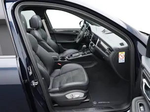 PORSCHE Macan GTS