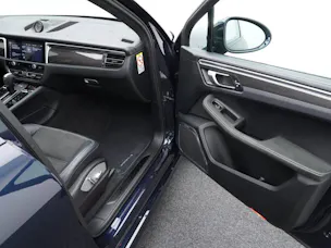PORSCHE Macan GTS
