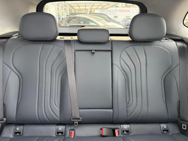 Geely STARRAY EM-i Max+29.8 kWh vocanic grey