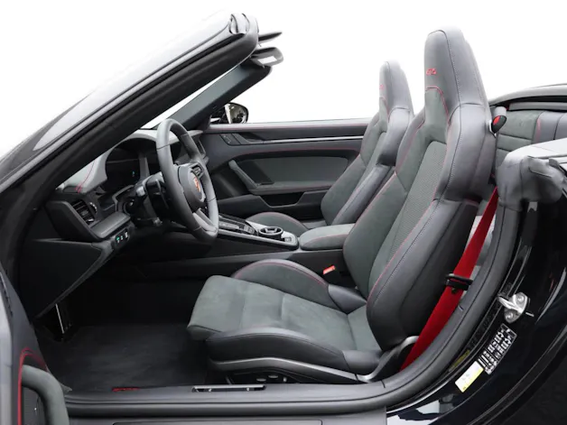 PORSCHE 911 Carrera GTS Cabriolet