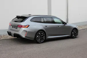 BMW M5 xDrive Touring Individual *SPACESILBER* 🎉0.0%-LEASINGAKTION🎉