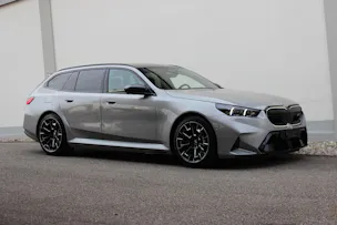 BMW M5 xDrive Touring Individual *SPACESILBER* 🎉0.0%-LEASINGAKTION🎉