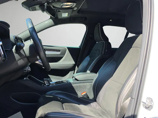 VOLVO XC40 P8 Twin Pro AWD