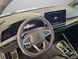 VW VW Golf R-Line