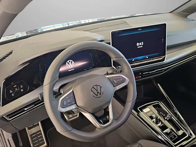 VW VW Golf R-Line